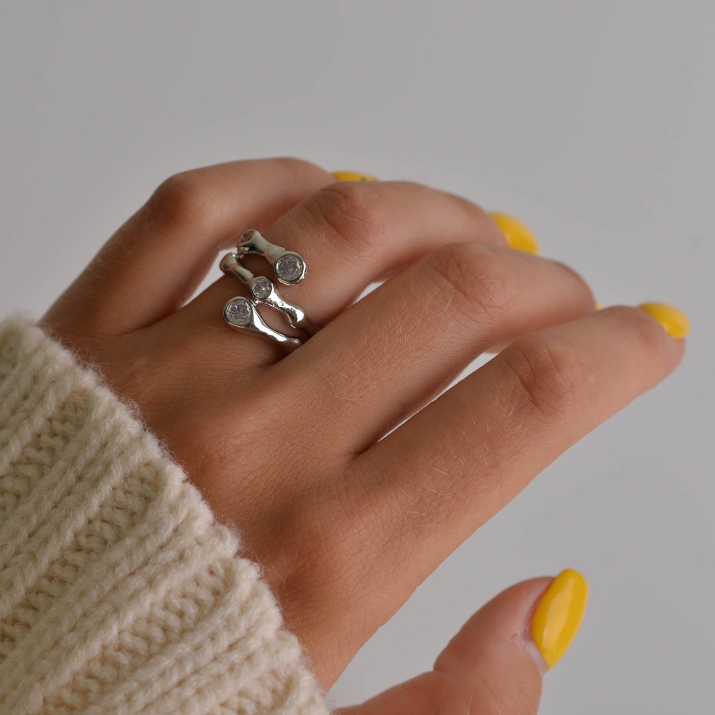 Irregular Snake and Zirconia Gemstone silver Ring