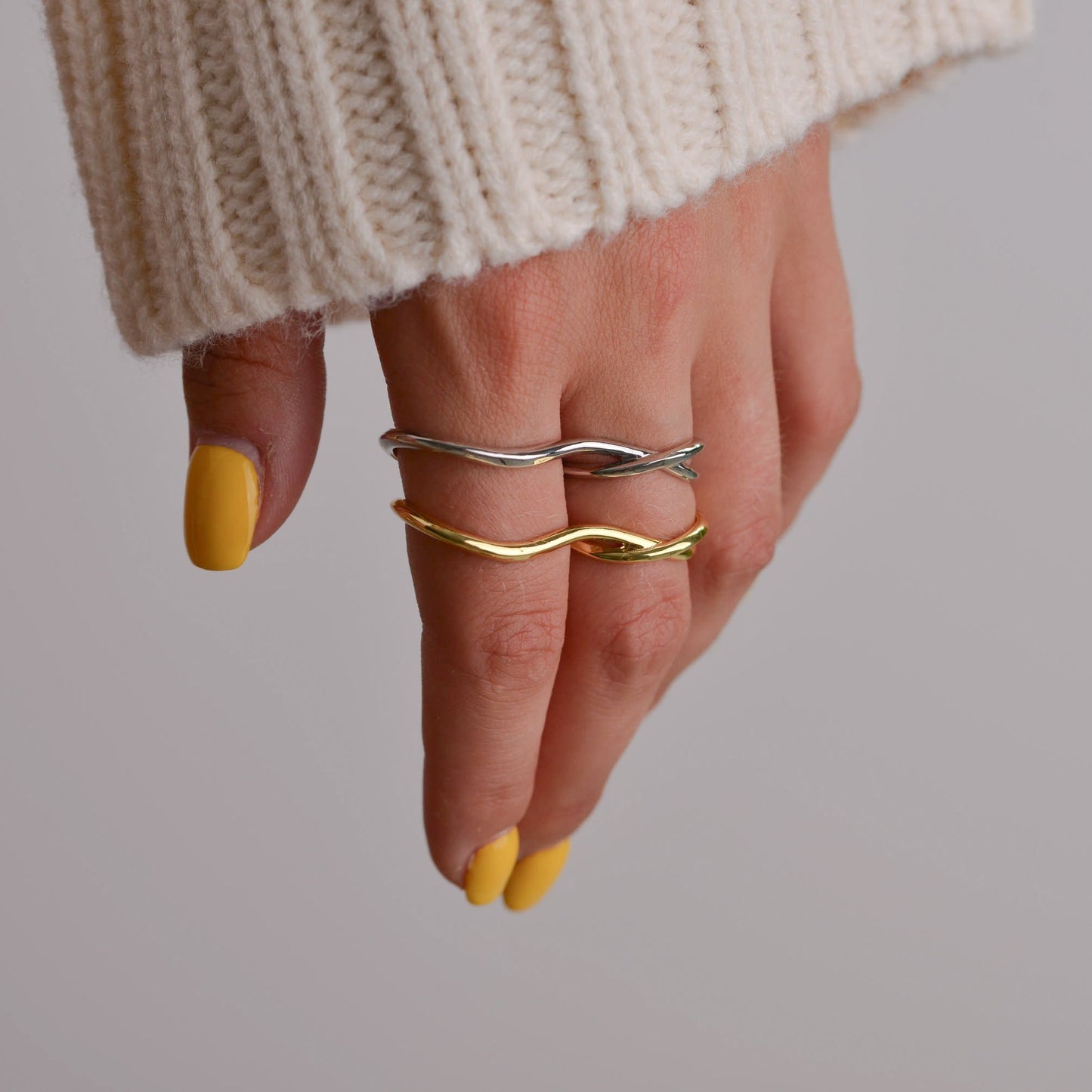 Gold Two Finger 2 Way ring