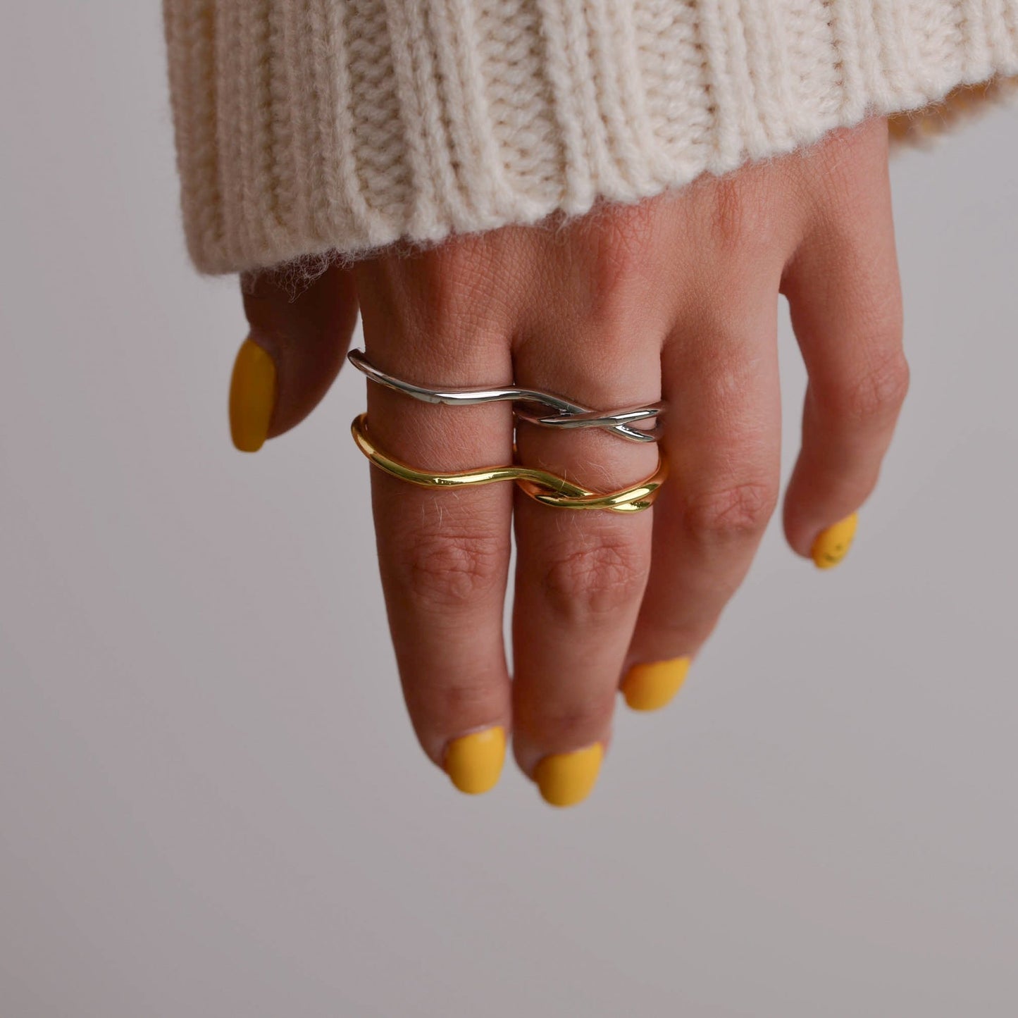 Gold Two Finger 2 Way ring