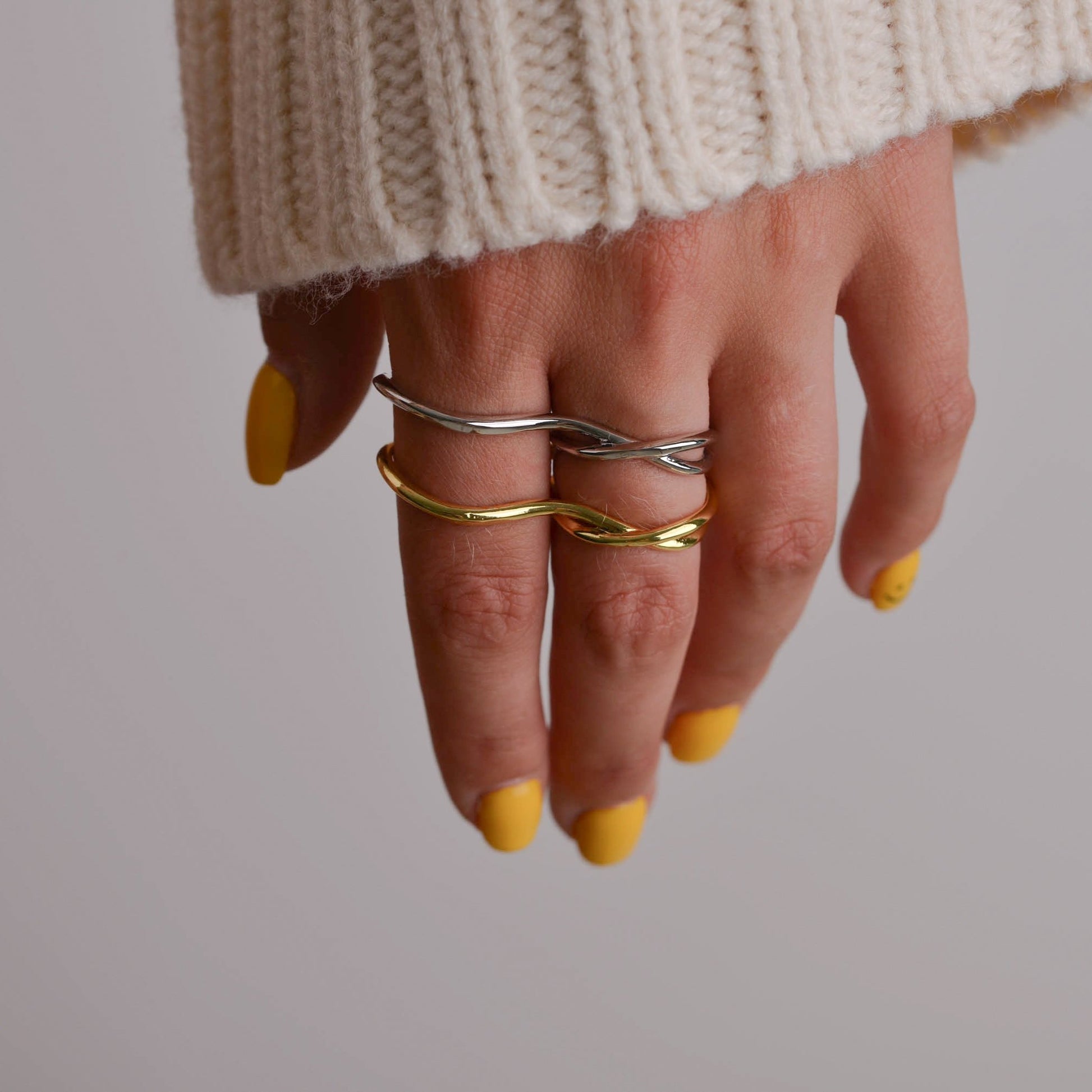 Gold Two Finger 2 Way ring