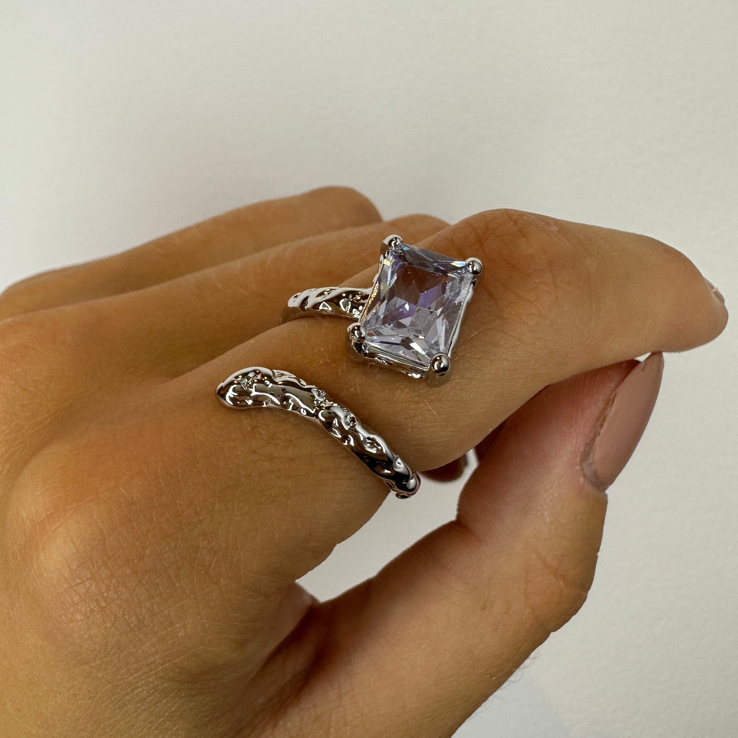 Zirconia Silver Twisted Snake Rings