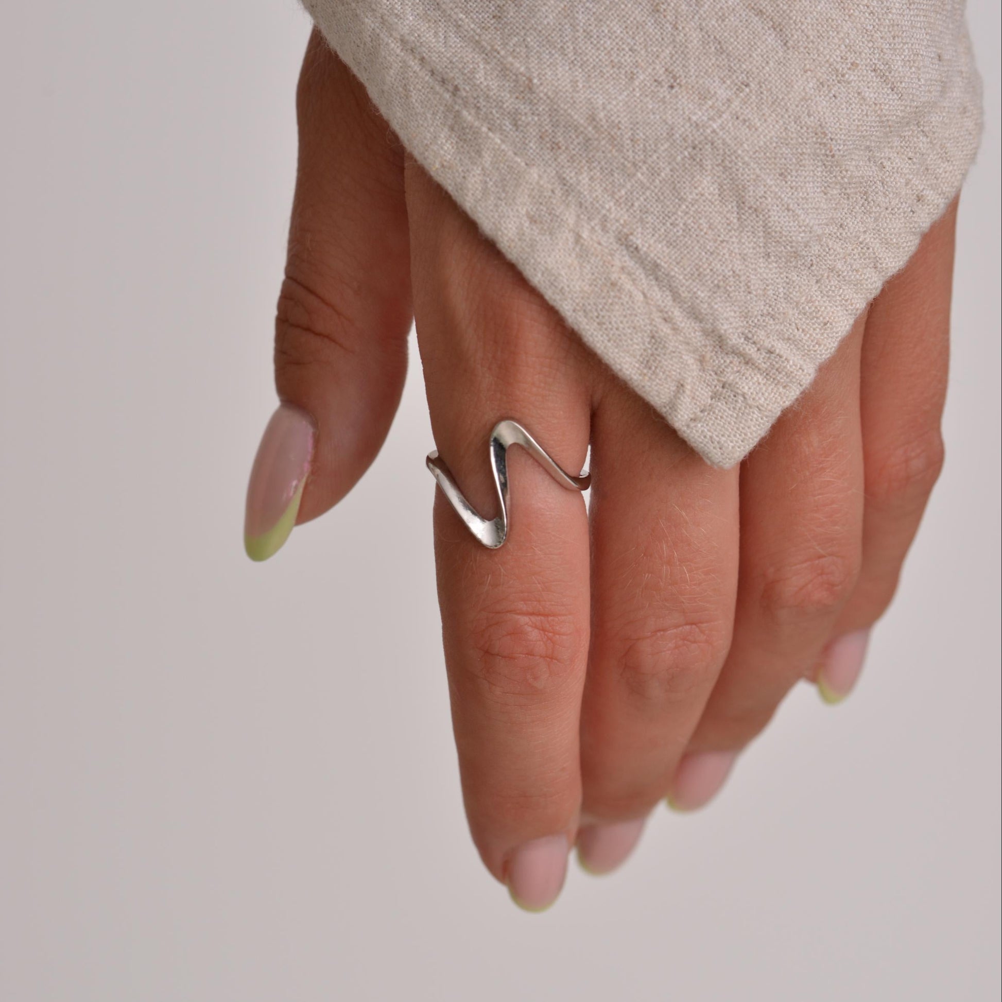 Liquid Metal Irregular Rings in Silver