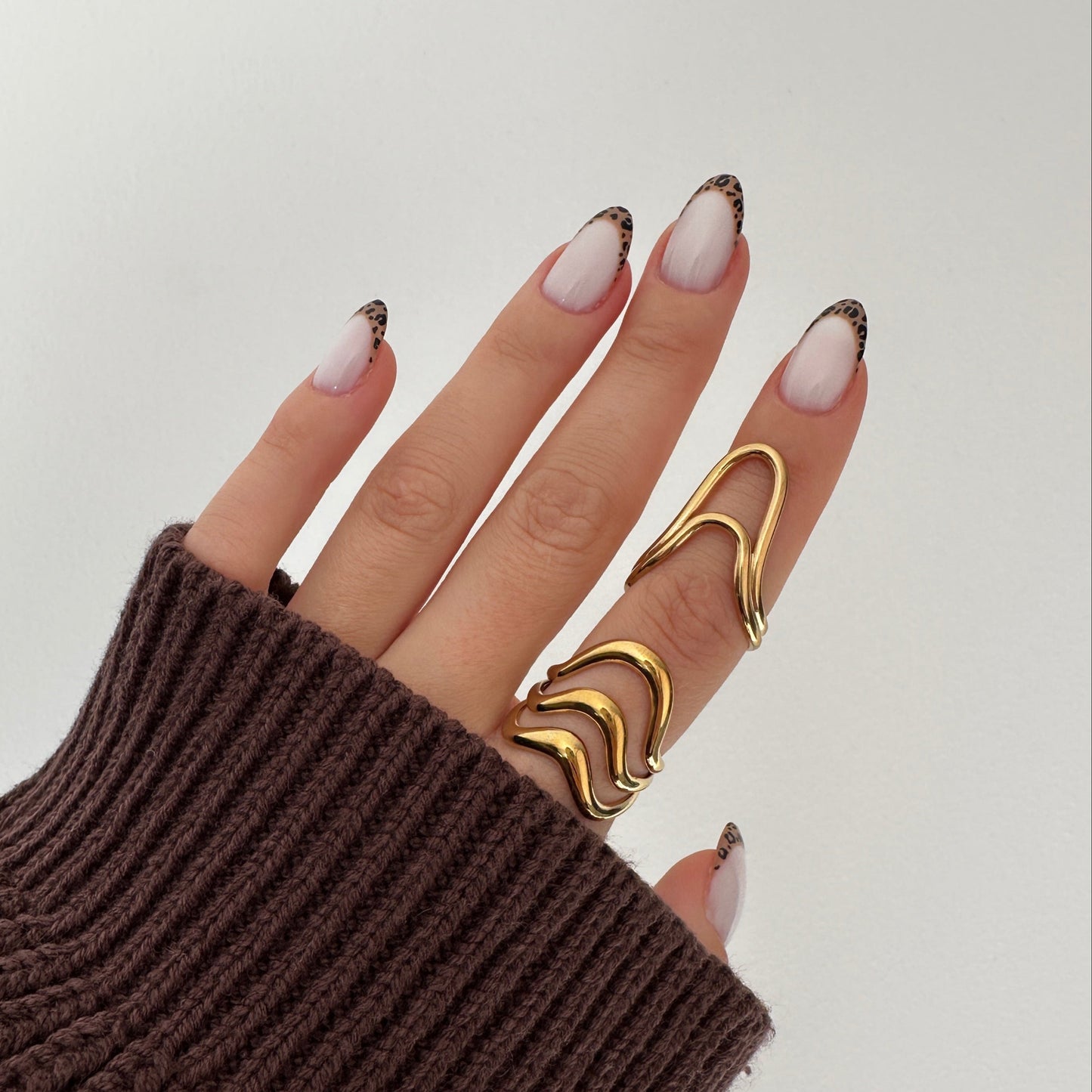 Pure Bliss 18k Gold Rings