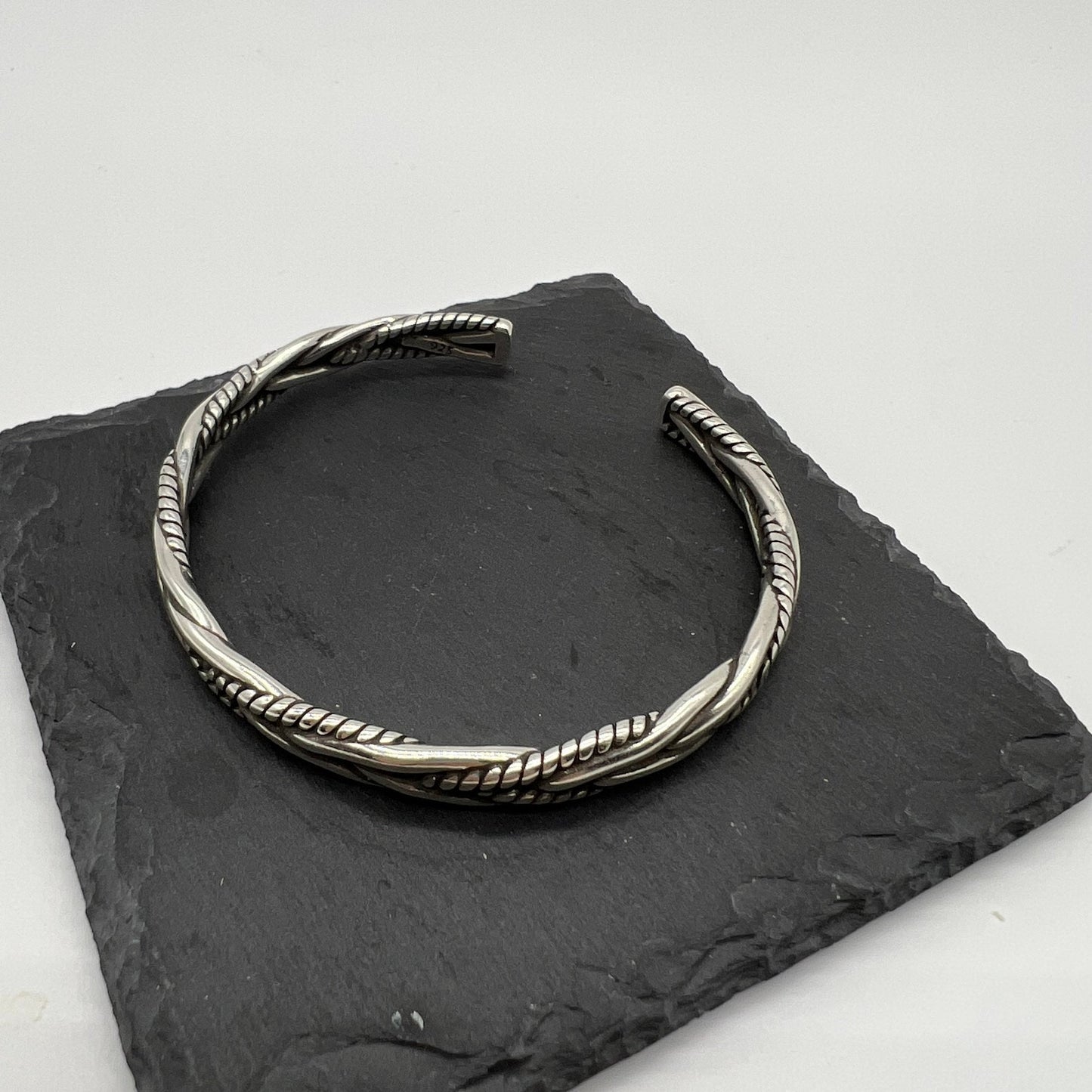 Silver Evana Bangle