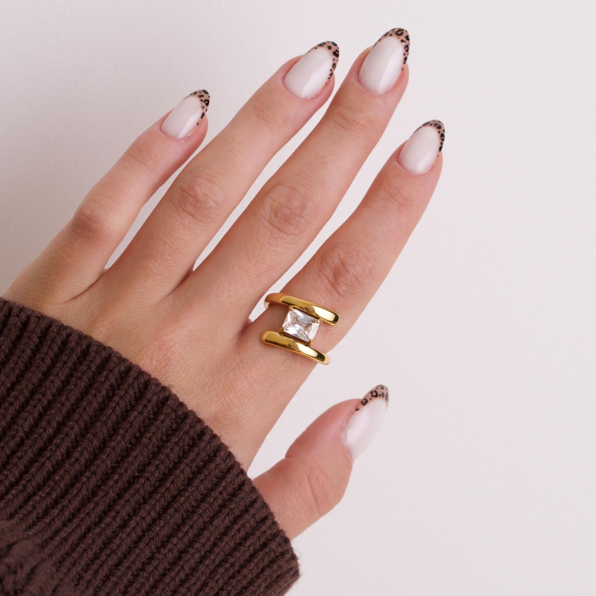 Celeste Waterproof Ring