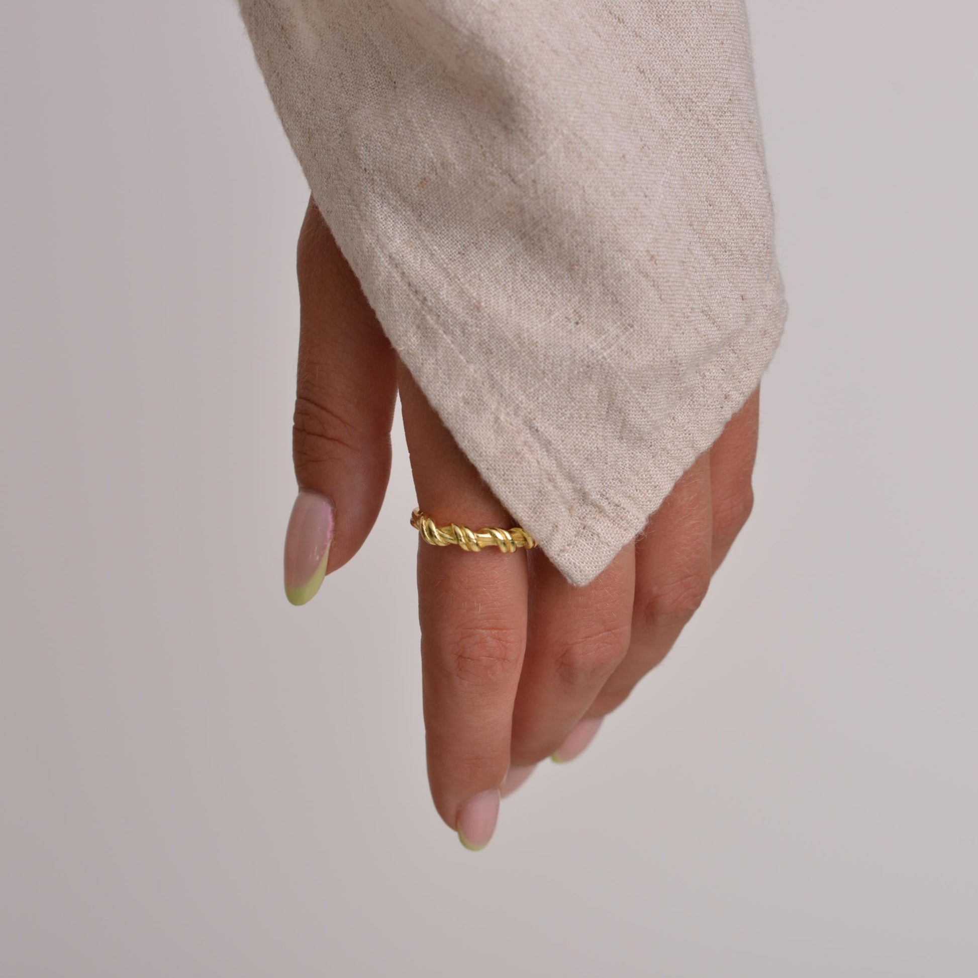 Eira Twisted Rings 
