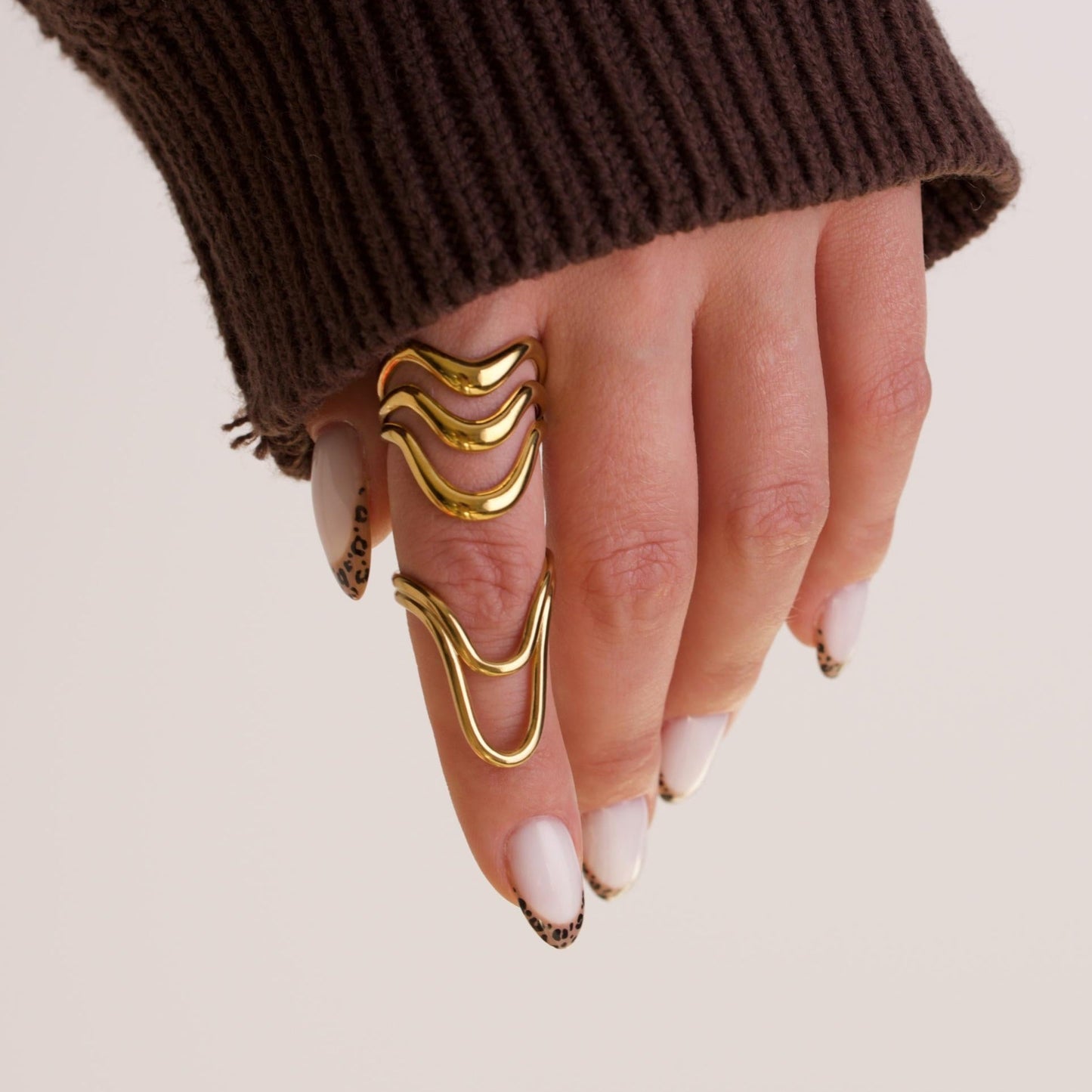 Pure Bliss 18k Gold Rings