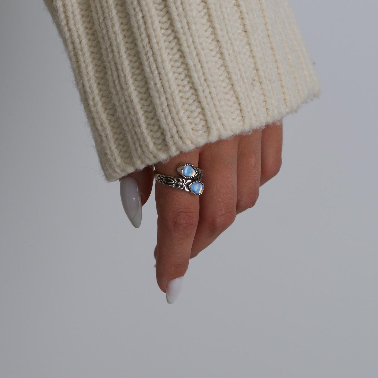 Silver Vintage Tear Drop Ring