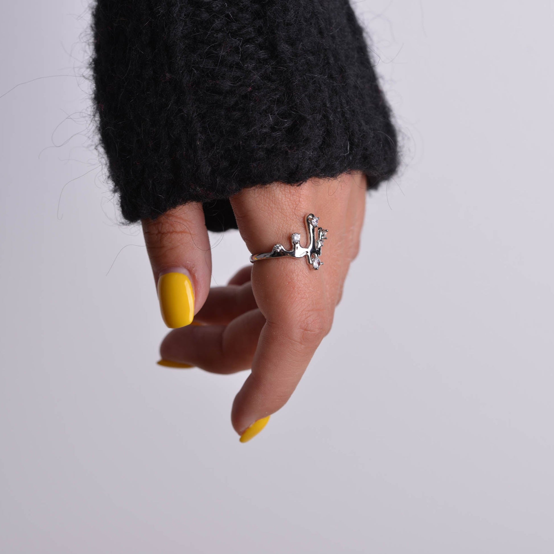 Zirconia Gemstone Crown Ring