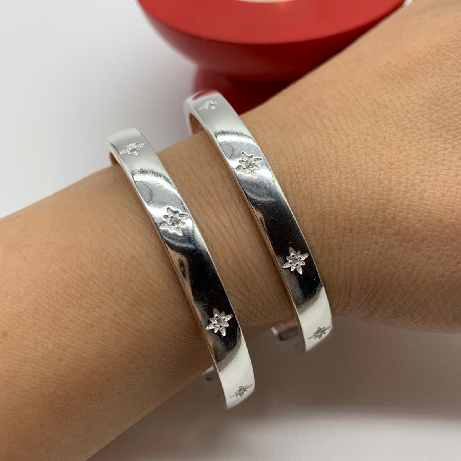 Silver handcuff 2025 bracelet womens