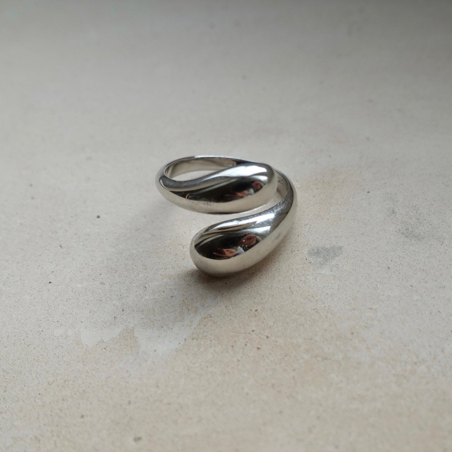 Twisted Drop Rings