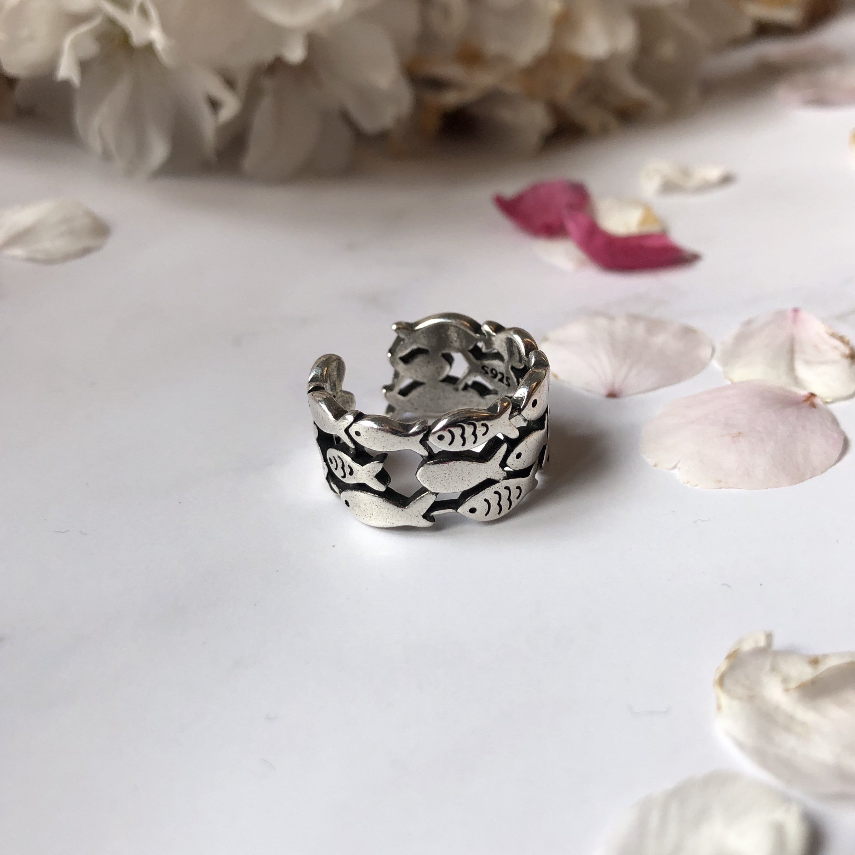 Koi Fish Ring with White Diamonds – Elizabeth Allardyce